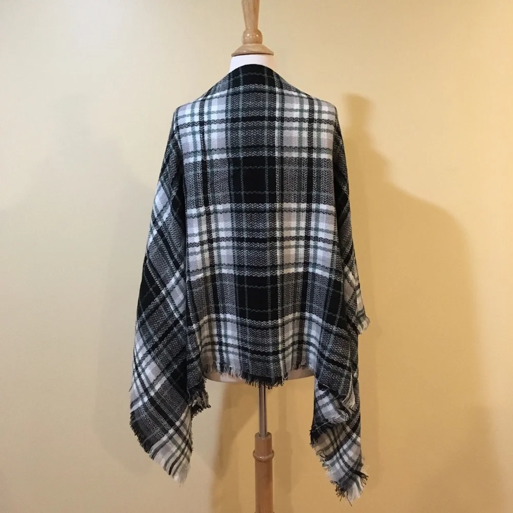 Black Grey and Green Ultra Plush Plaid Blanket Scarf - Picture 4 of 6